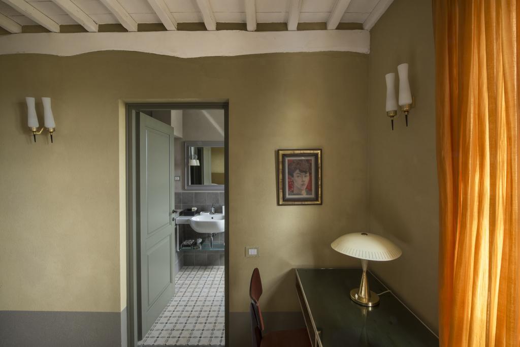 Locanda Al Colle Hotel Camaiore Exterior photo
