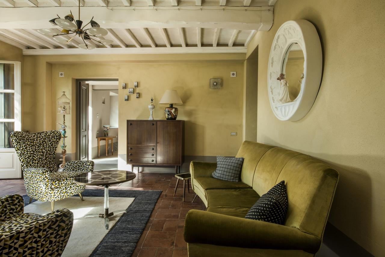 Locanda Al Colle Hotel Camaiore Exterior photo